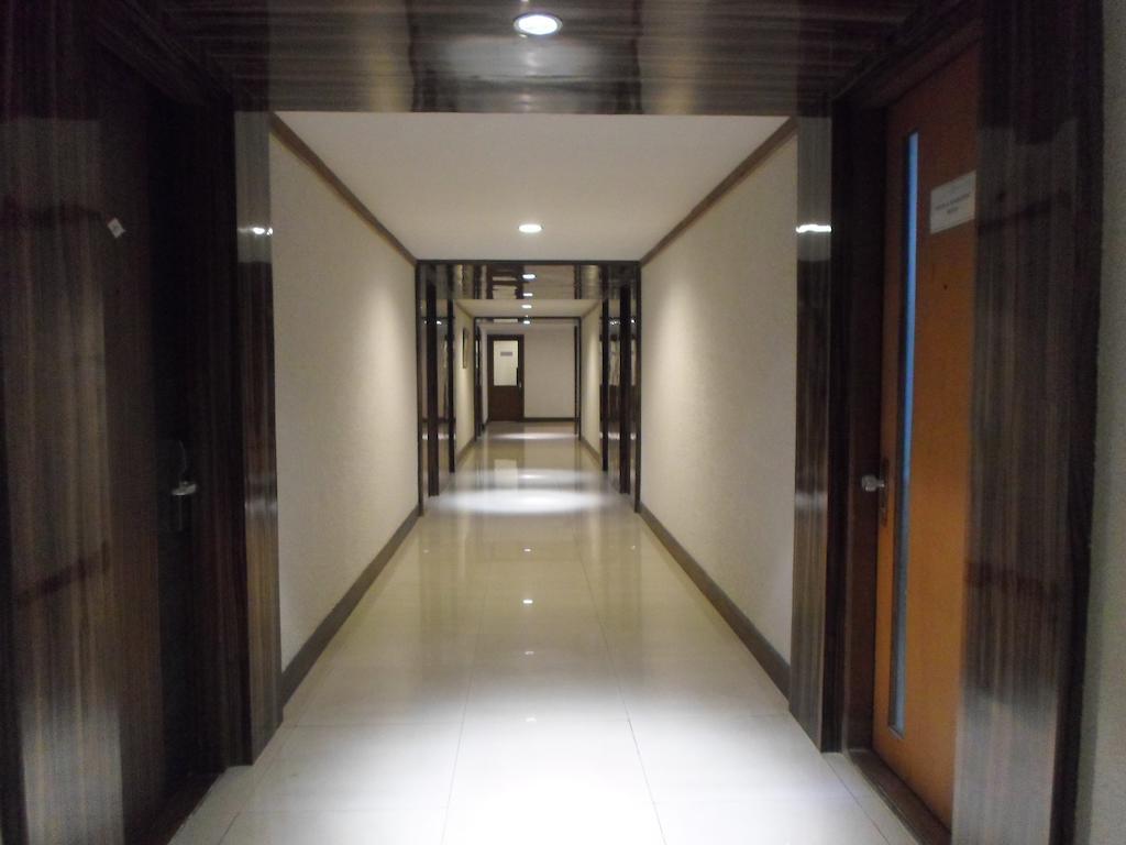 Hotel Mutiara Malioboro Jogjacarta Exterior foto